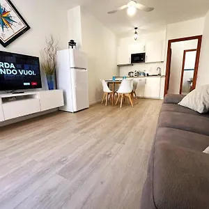Apt. Marisdomus, 300m Dal Centro Appartamento